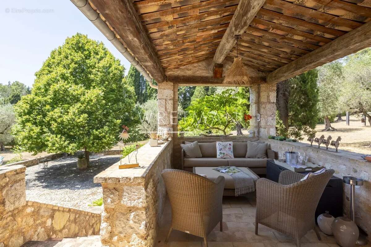 Authentique bastide provençale -Roquefort-les-Pins - photo 17