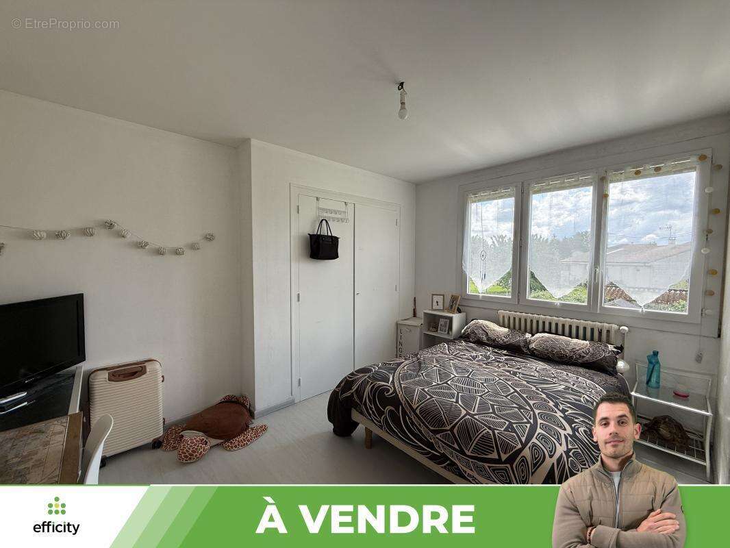 Maison à LEZAY