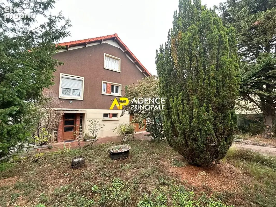 BEZONS _ Maison 4 pièces sur parcelle arboree de 621m2 - photo 2