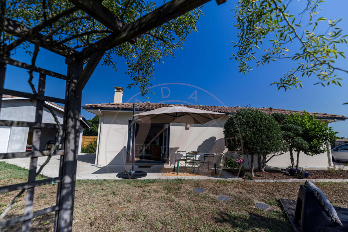 Maison contemporaine avec patio   Un véritable cocon de sérénité à Saint-Pierre-du-Mont - photo 24