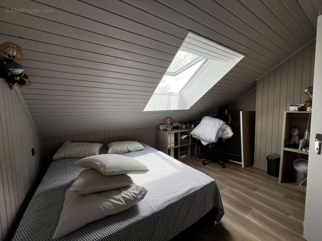 Appartement à FRASNE