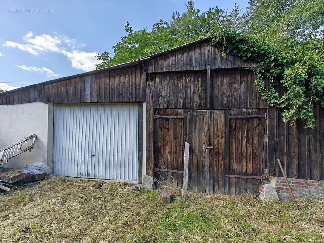 Maison à SAINT-PIERRE-DE-SALERNE