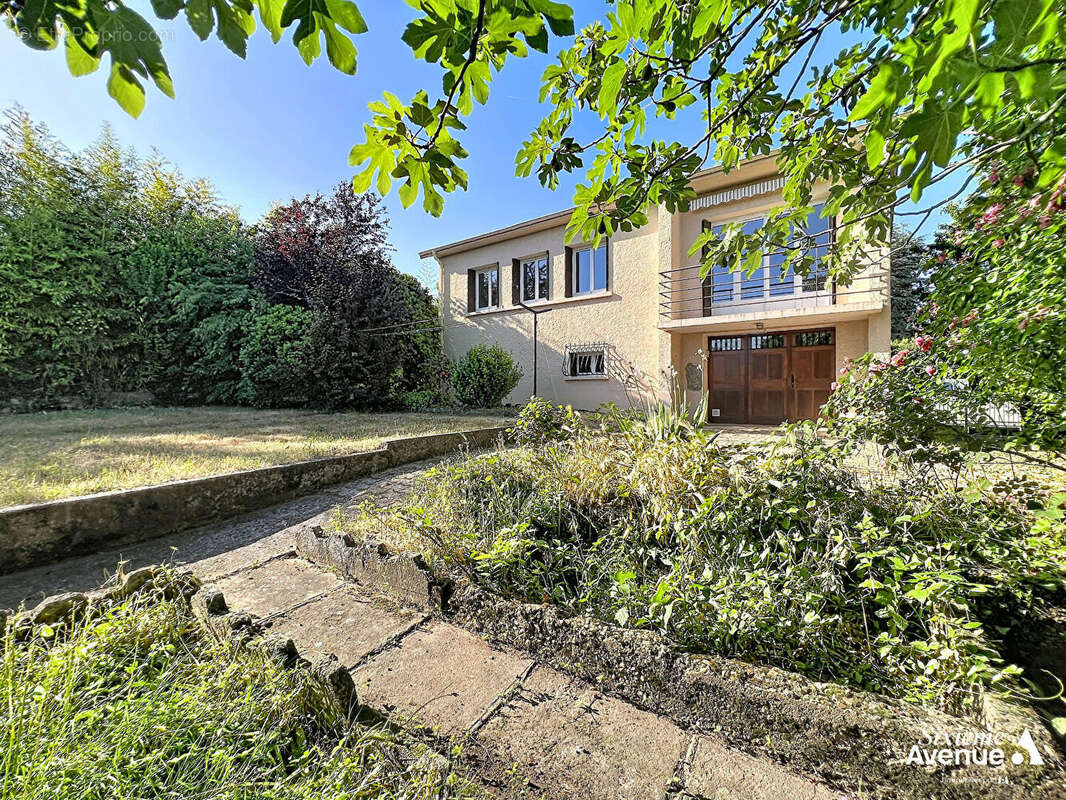 Maison Feyzin 5 pièce(s), 4 chambres,107 m2. - photo 2