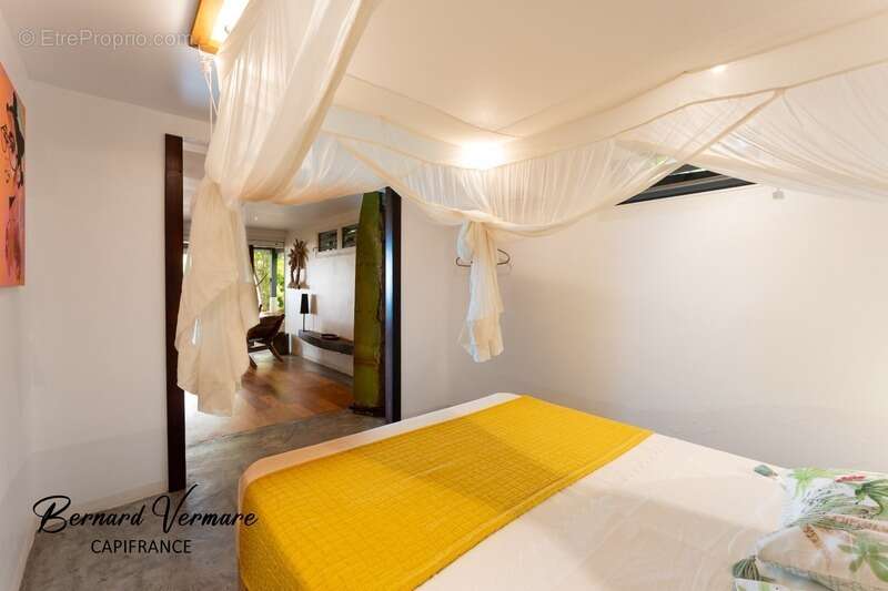 Maison à GRAND-BOURG