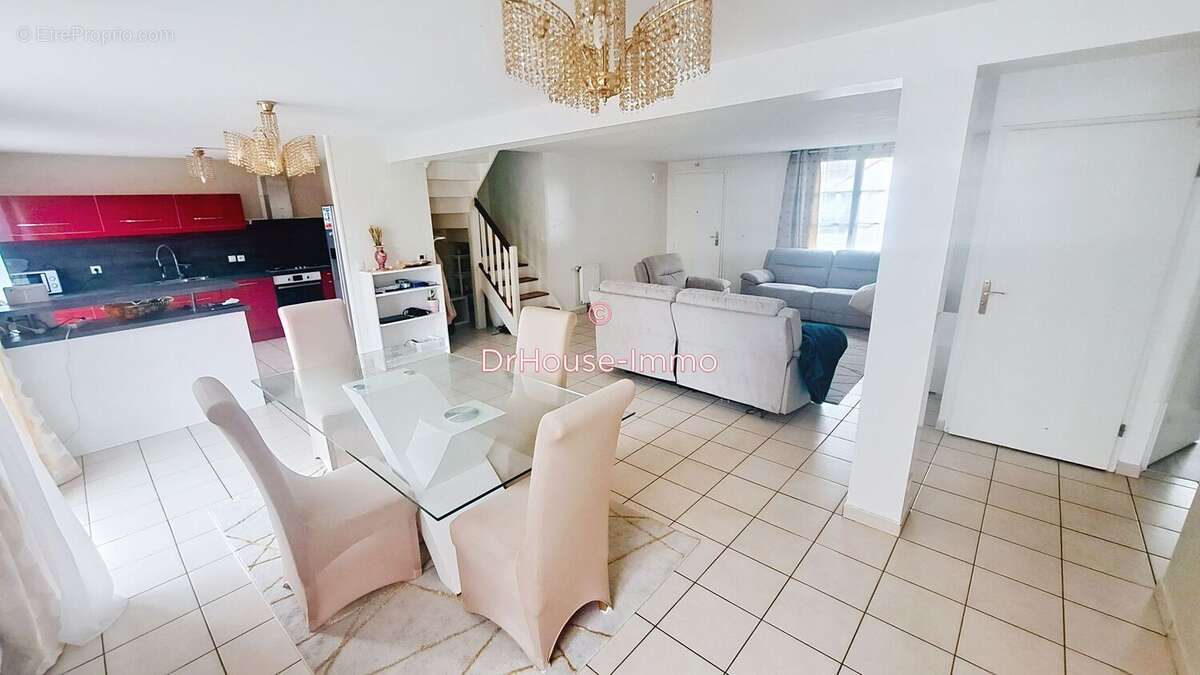 Maison 6 pièces 136 m² à vendre à Bruyeres-Sur-Oise (95820) - photo 13