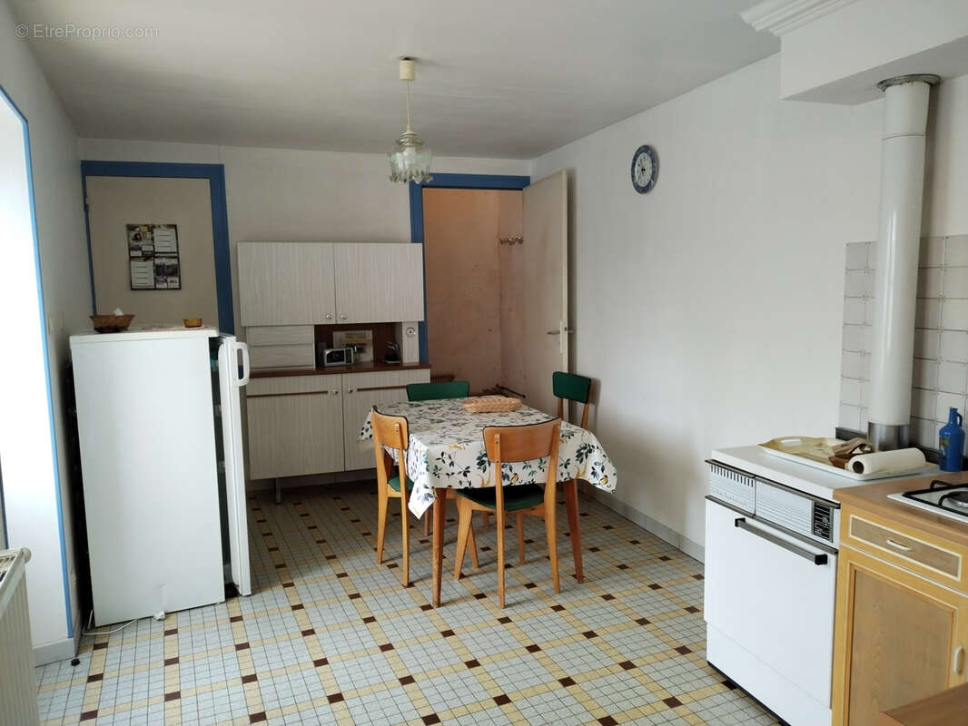 Maison à SAINT-VAIZE