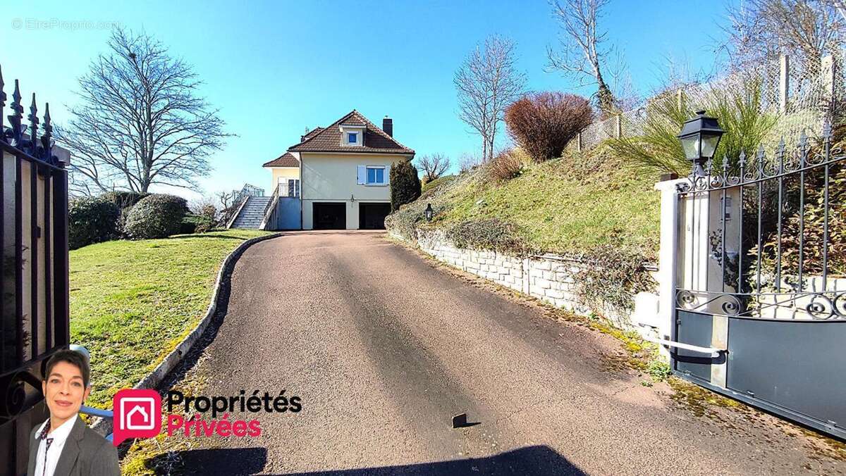 Maison à THIZY