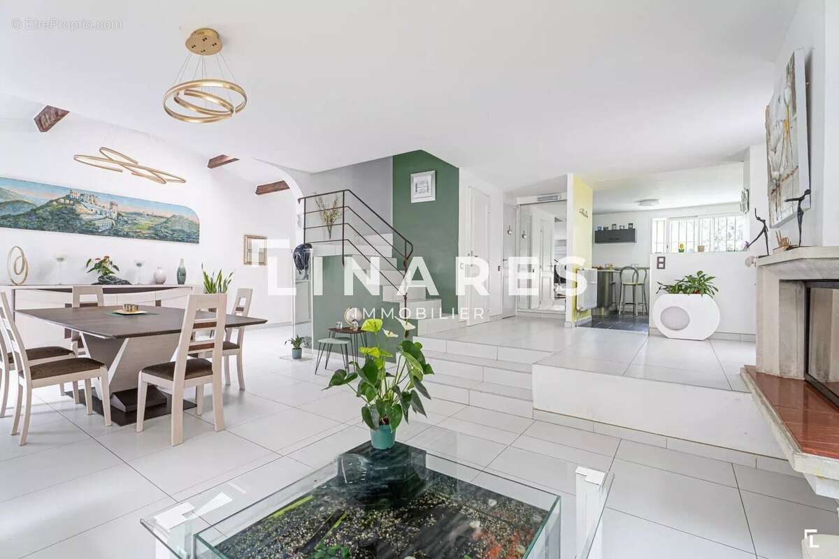 Maison à MARSEILLE-8E