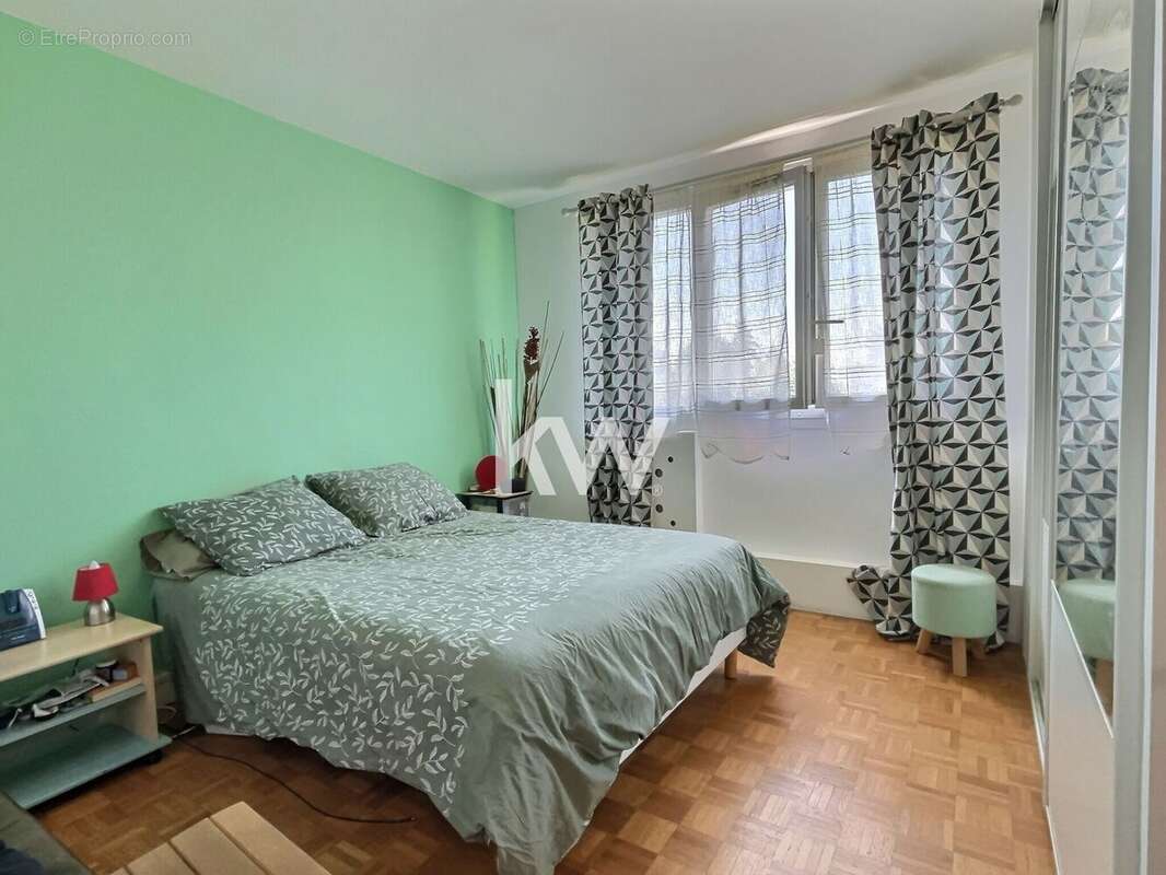 Appartement à MENNECY