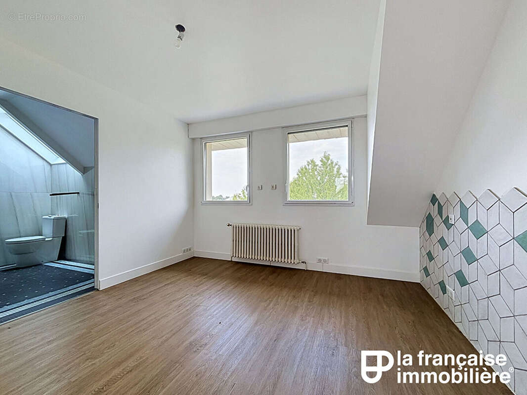 A VENDRE - L'HERMITAGE - Pavillon 144 m² hab avec 2948 m² de terrain - photo 12
