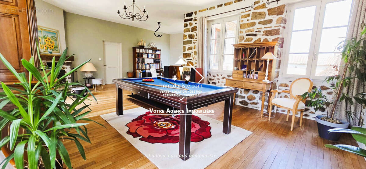 Maison à LADIGNAC-LE-LONG