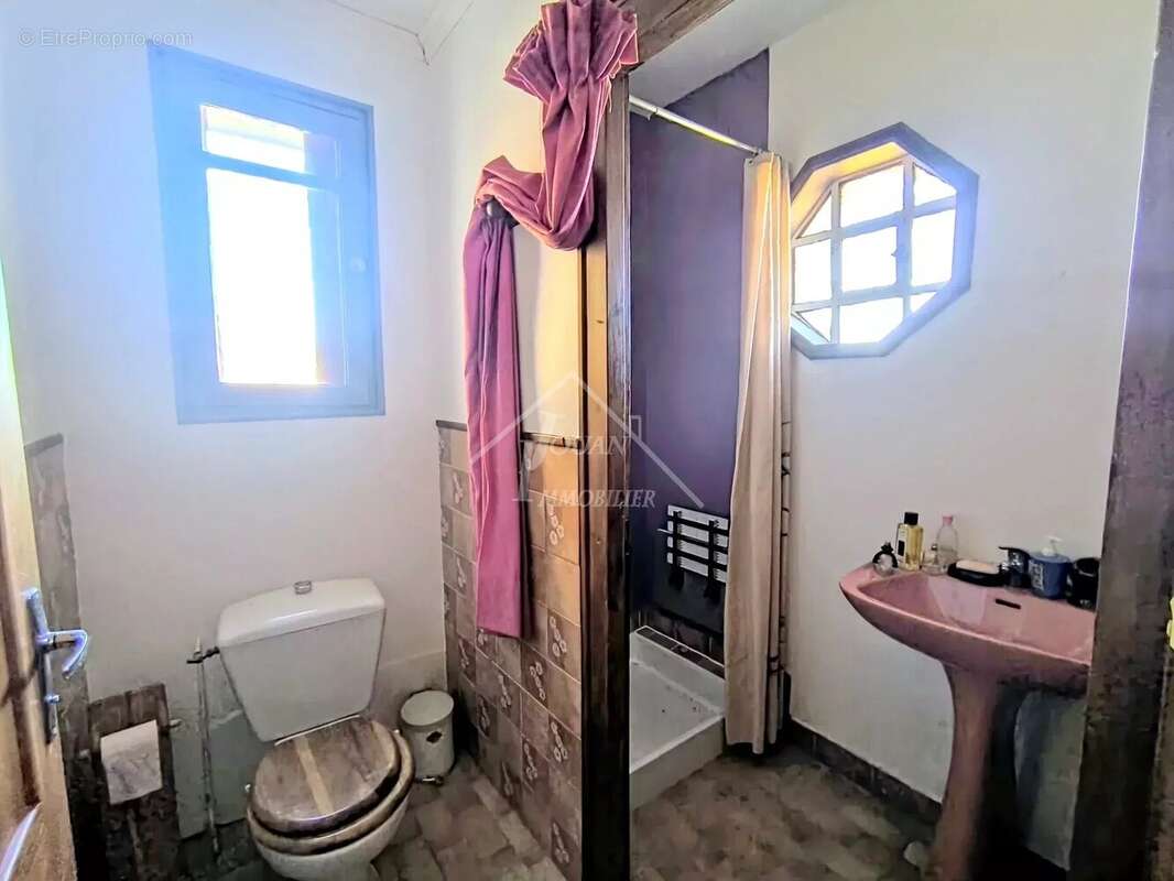 Maison à SAINT-ELOY-LES-MINES