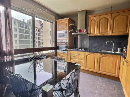 Appartement à LYON-4E