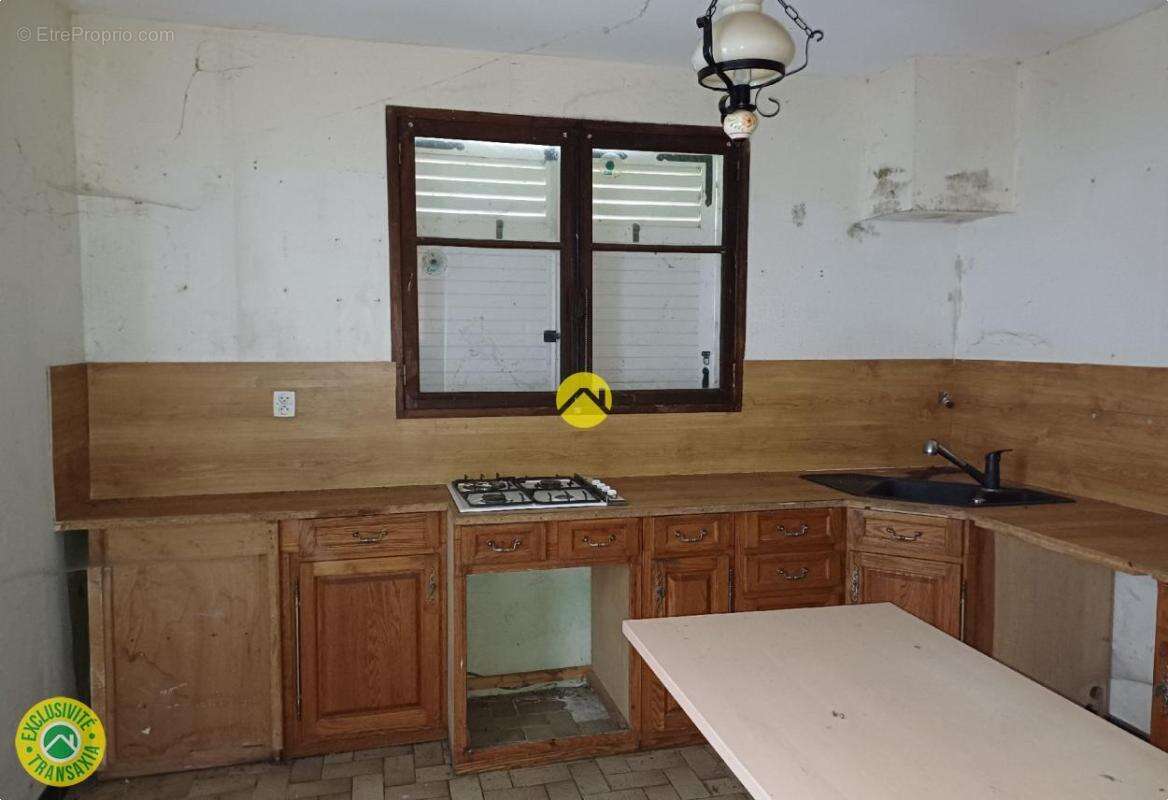 Maison 85 m2 avec terrain 2035 m2 - photo 8