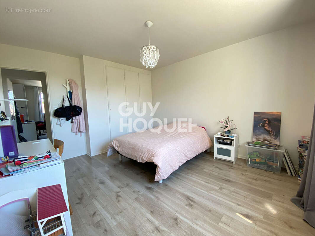 Maison Vaires Sur Marne 6 pièce(s) 170.43 m2 - photo 14