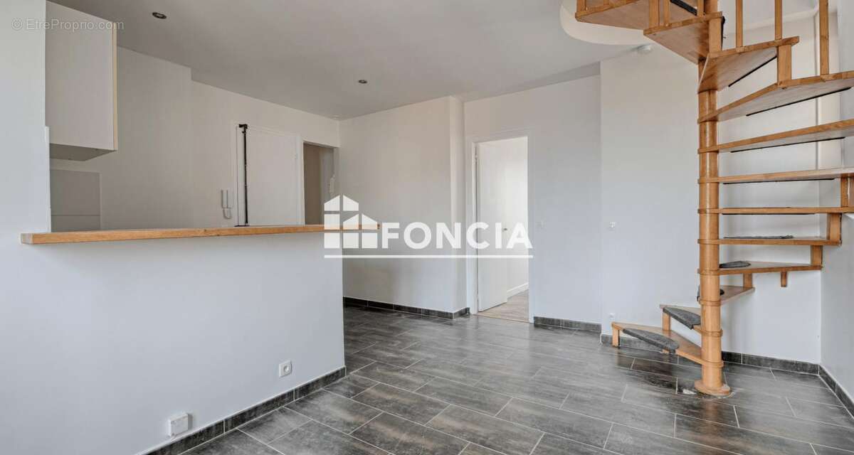 Duplex secteur ecrivains - photo 2