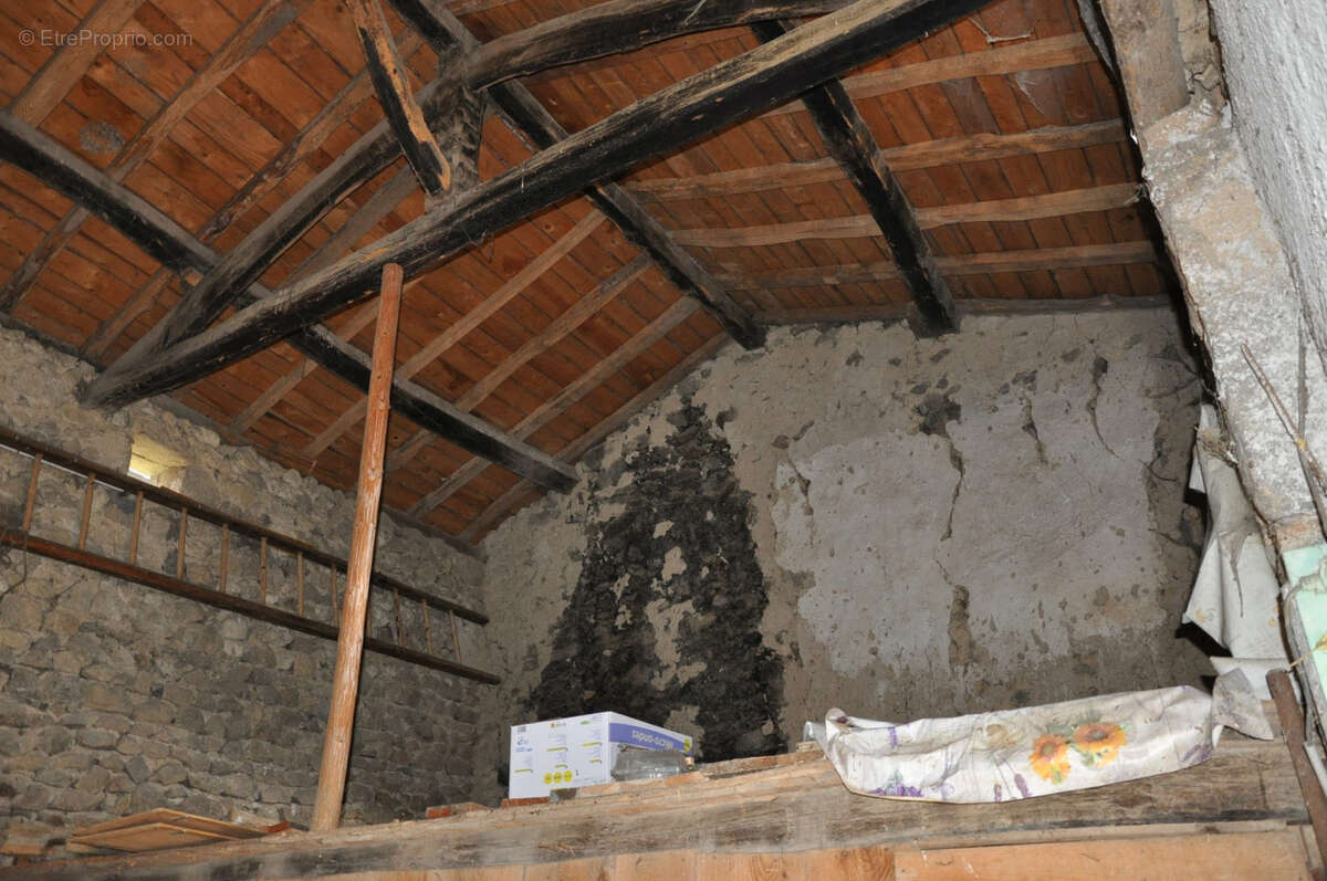 Maison à SAINT-CLEMENT