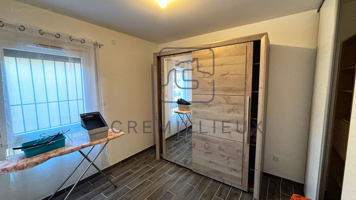 Appartement à GUILHERAND-GRANGES