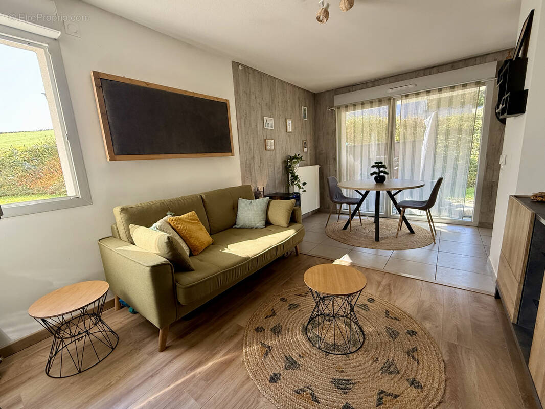 Appartement à SAINT-JEOIRE-PRIEURE