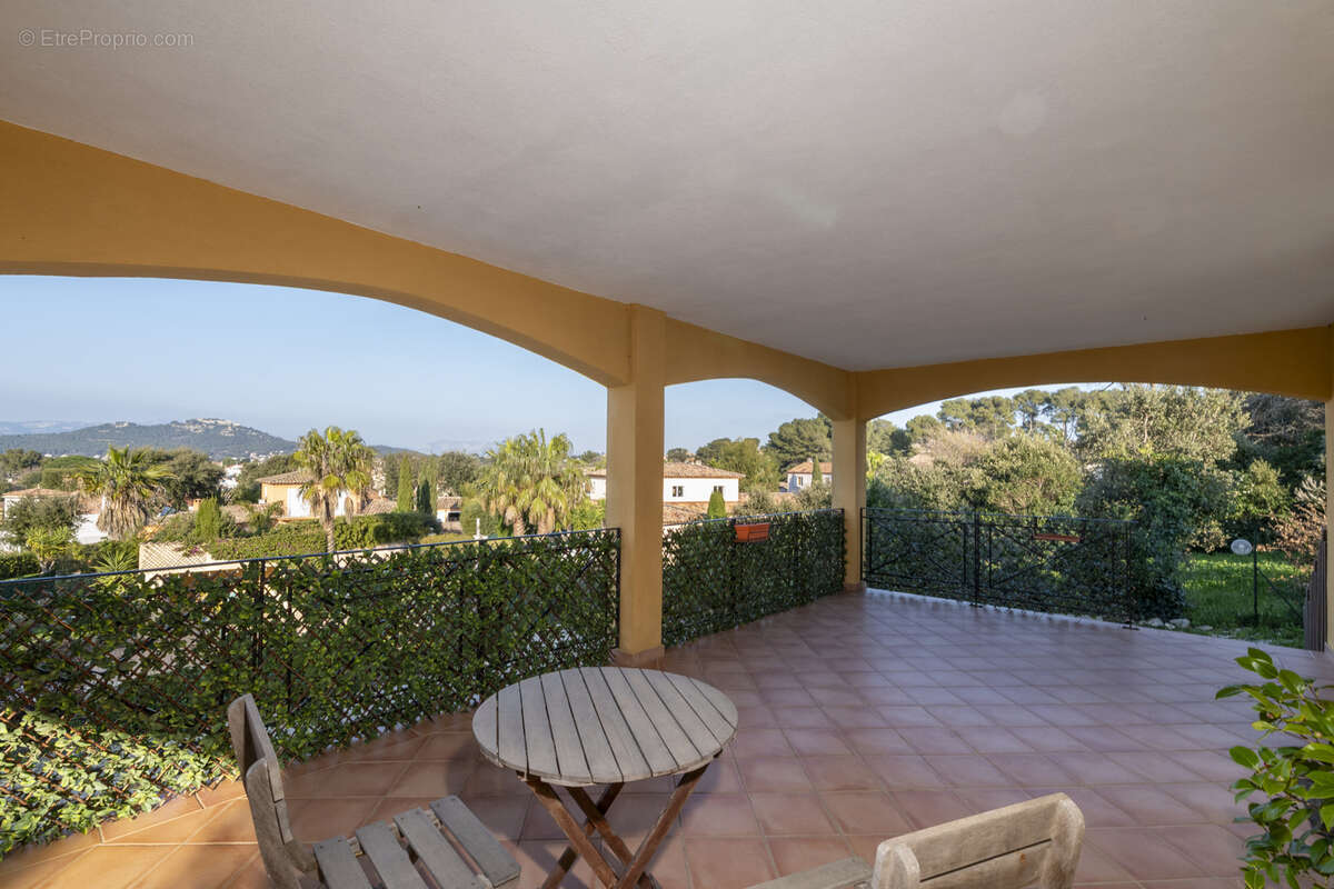 Maison à SIX-FOURS-LES-PLAGES