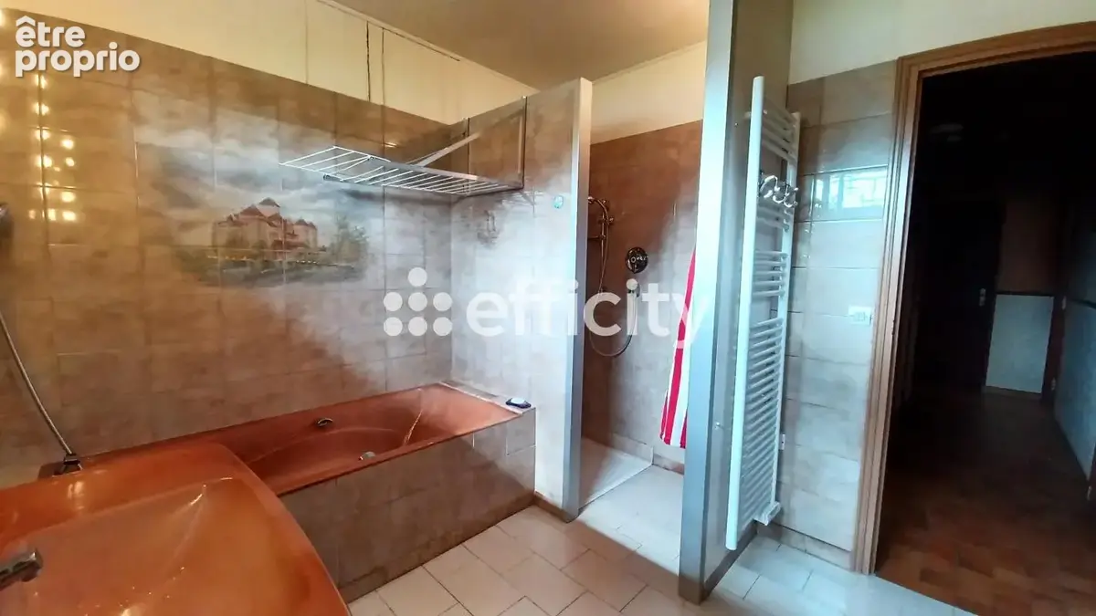 Maison 7 pièces 163 m² à vendre à Etrepagny (27150) - photo 10