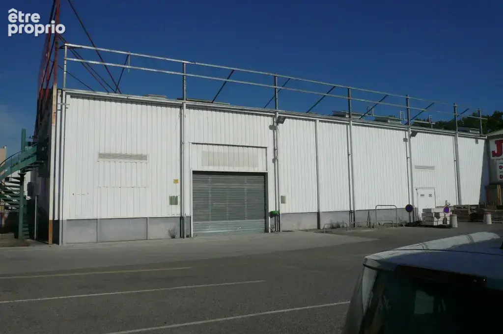 Commerce à ROQUEBRUNE-SUR-ARGENS