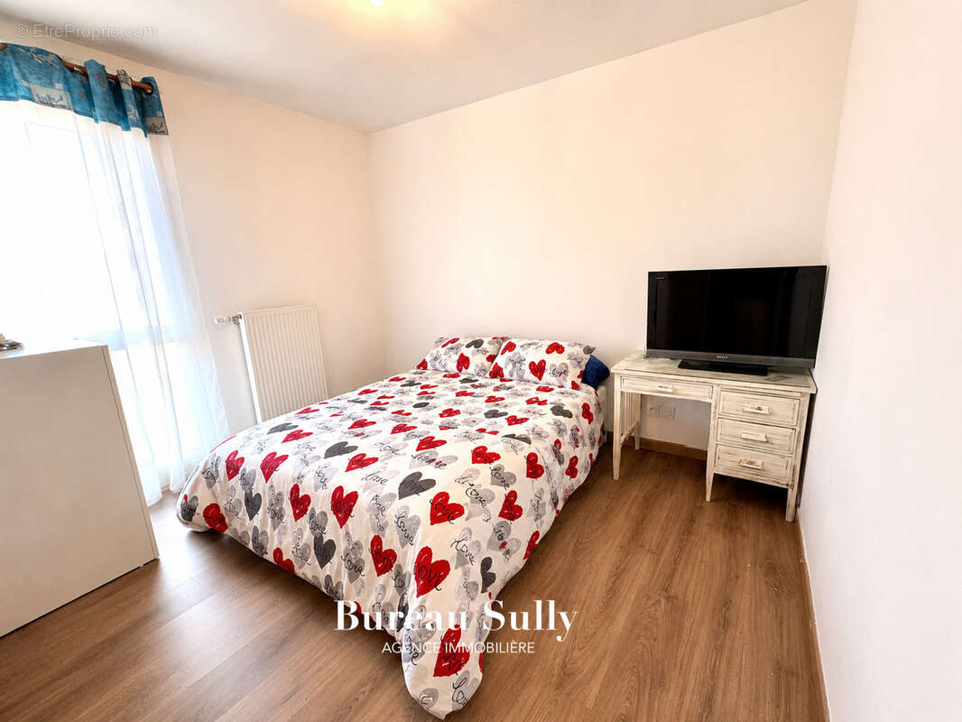 Lyon 69009  face clinique de la Sauvegarde Appartement  T3  64 m2 terrasse de 14,75 m2 vue dégagée garage rési - photo 11