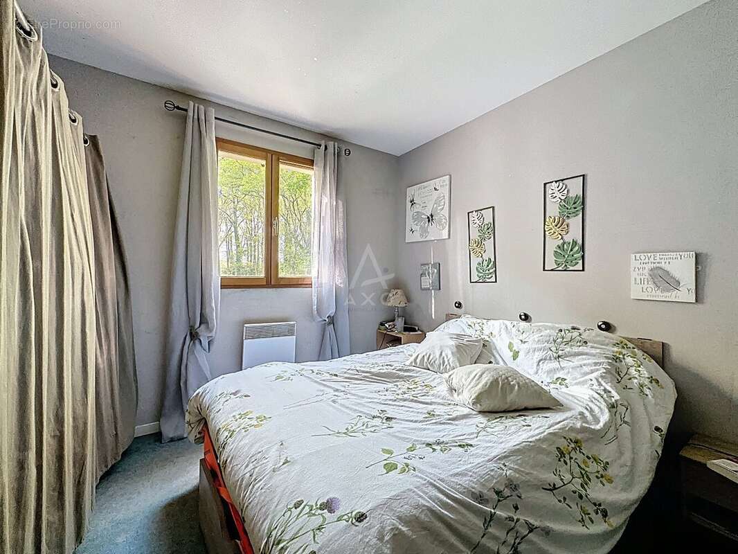 Maison à OUZOUER-SUR-TREZEE