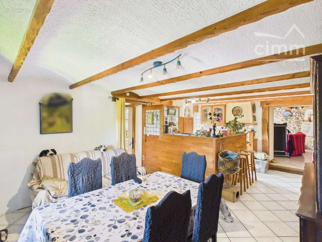 Appartement à GAGNIERES