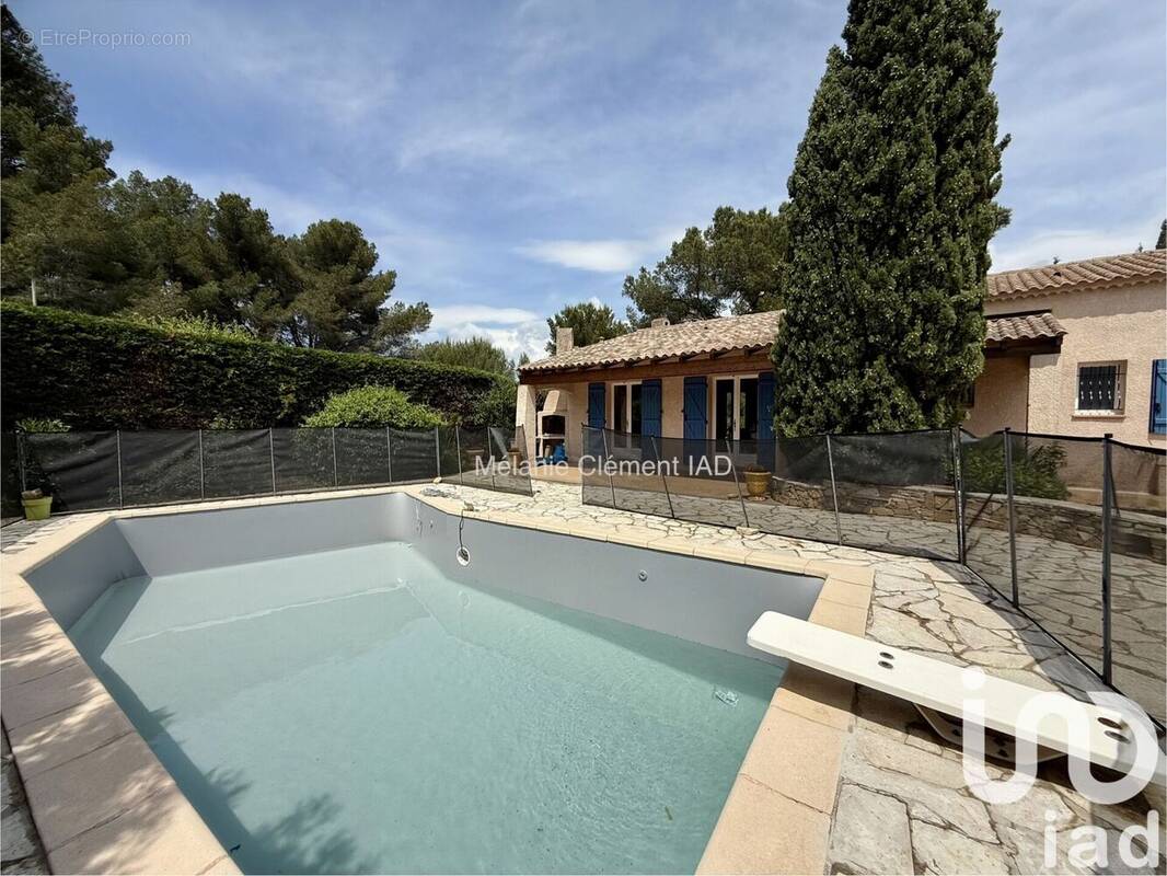 Photo 1 - Maison à SIX-FOURS-LES-PLAGES