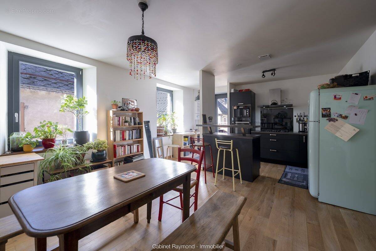 Maison à ENTRAIGUES