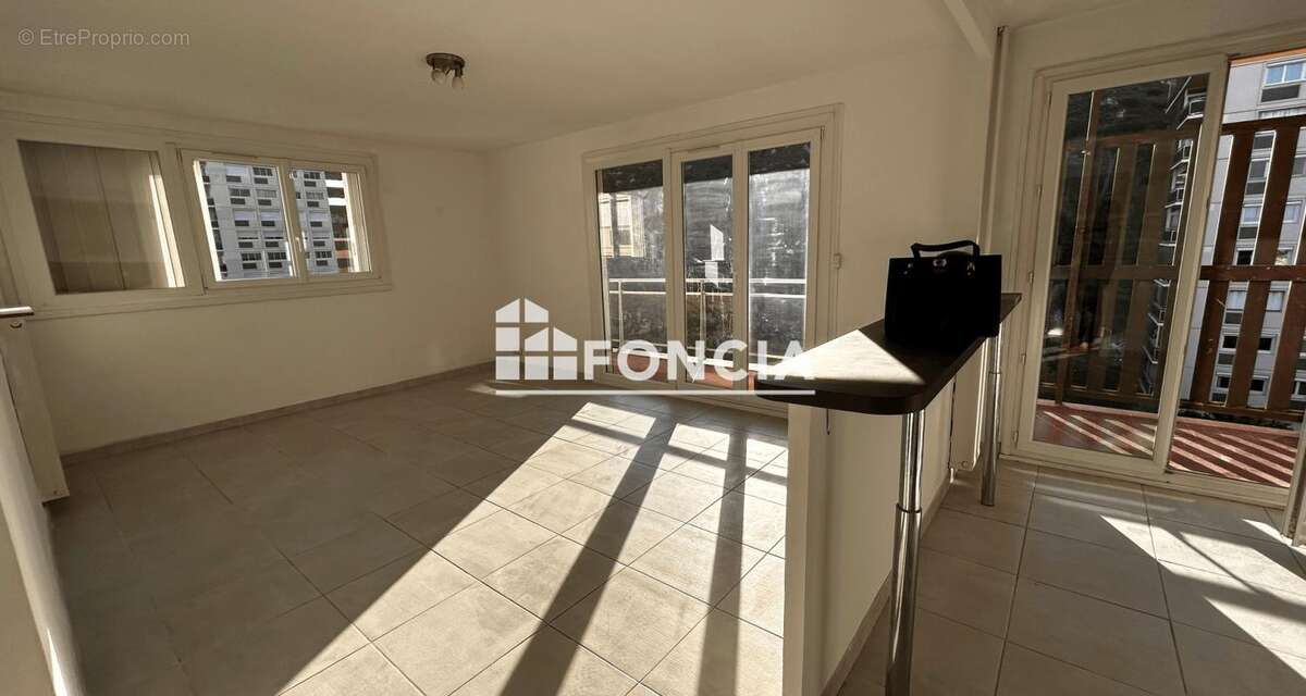 Appartement à MARSEILLE-10E
