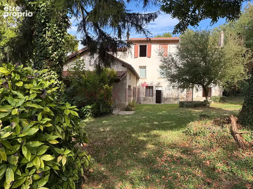 A vendre ferme de 190m² avec terrain de 11000m² - photo 2