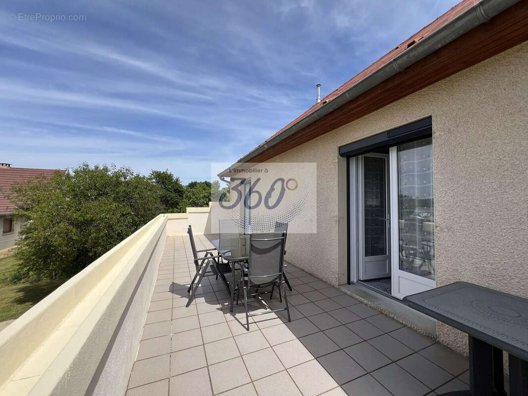 Maison 97 m² à Louhans  - photo 8