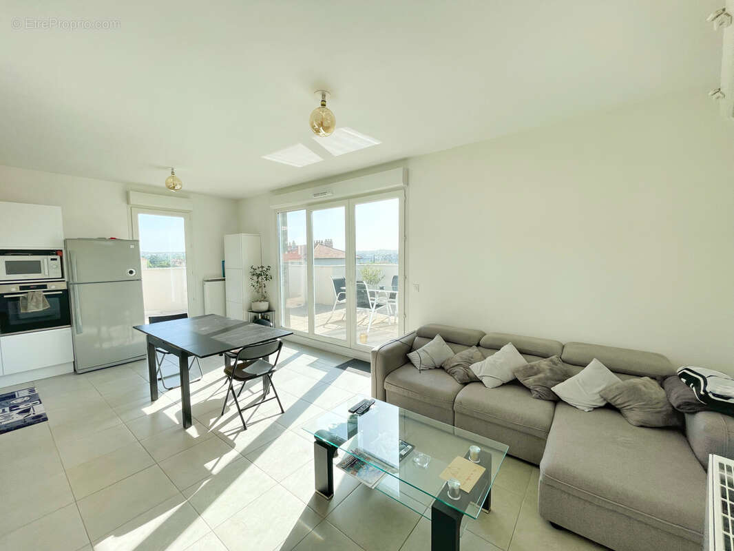 Appartement à GIVORS