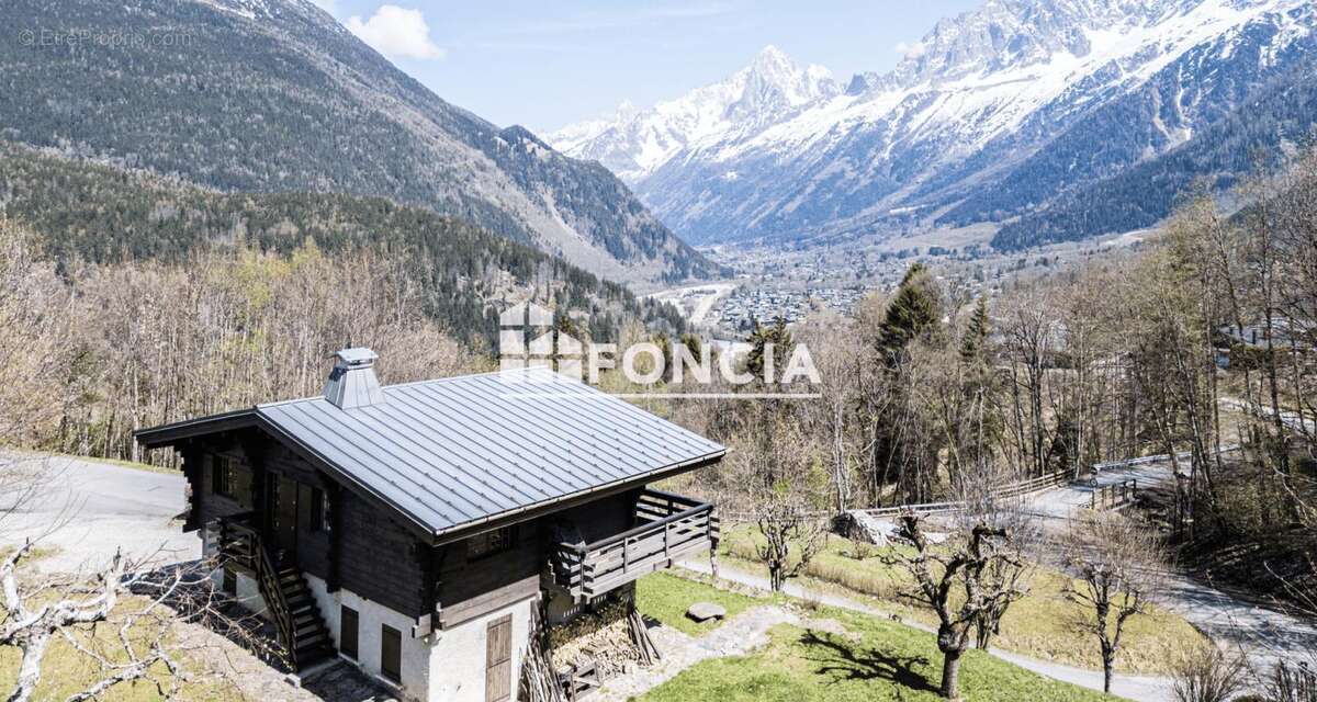 Maison à LES HOUCHES