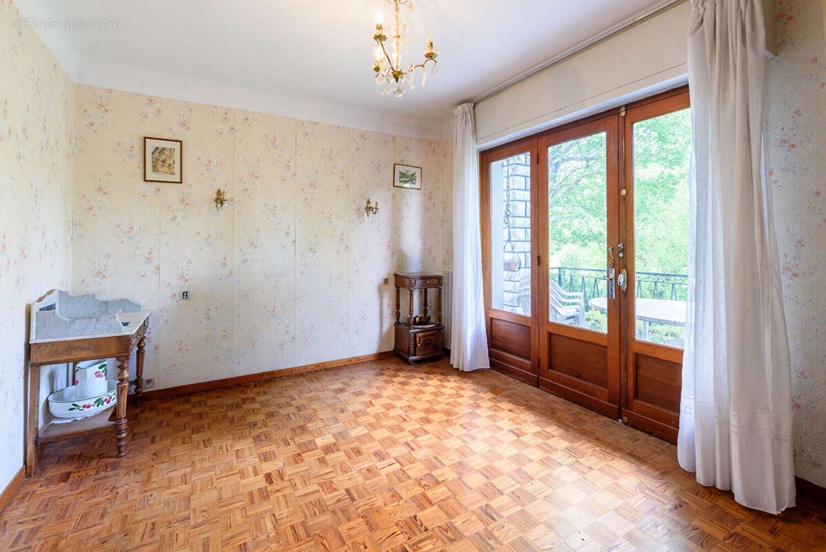 Maison à AMOU