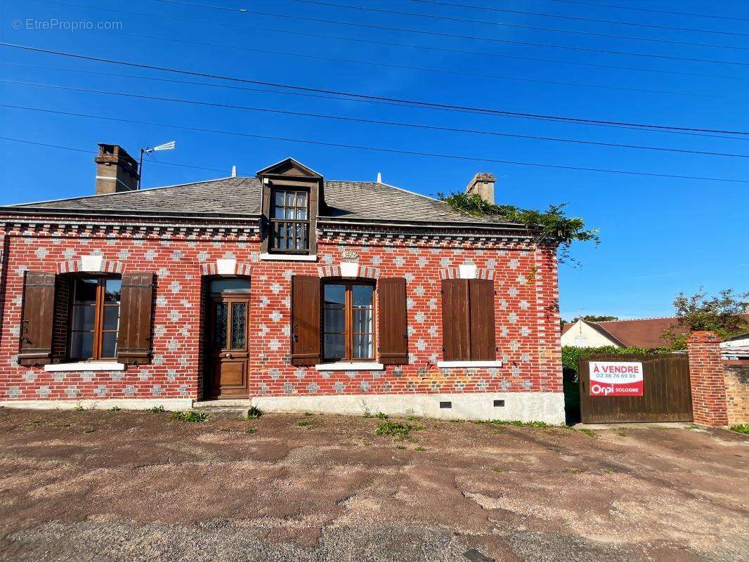 Maison à LA FERTE-SAINT-AUBIN