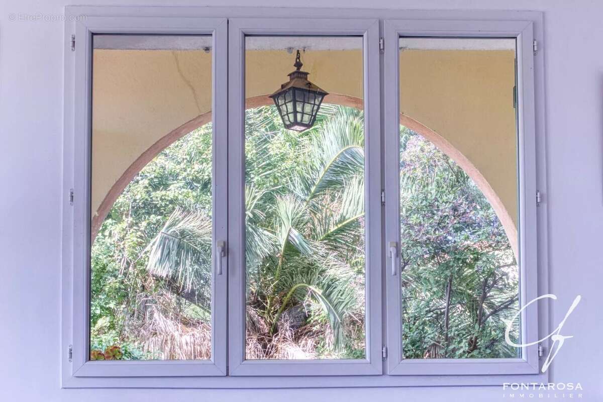 Maison à SAINT-RAPHAEL