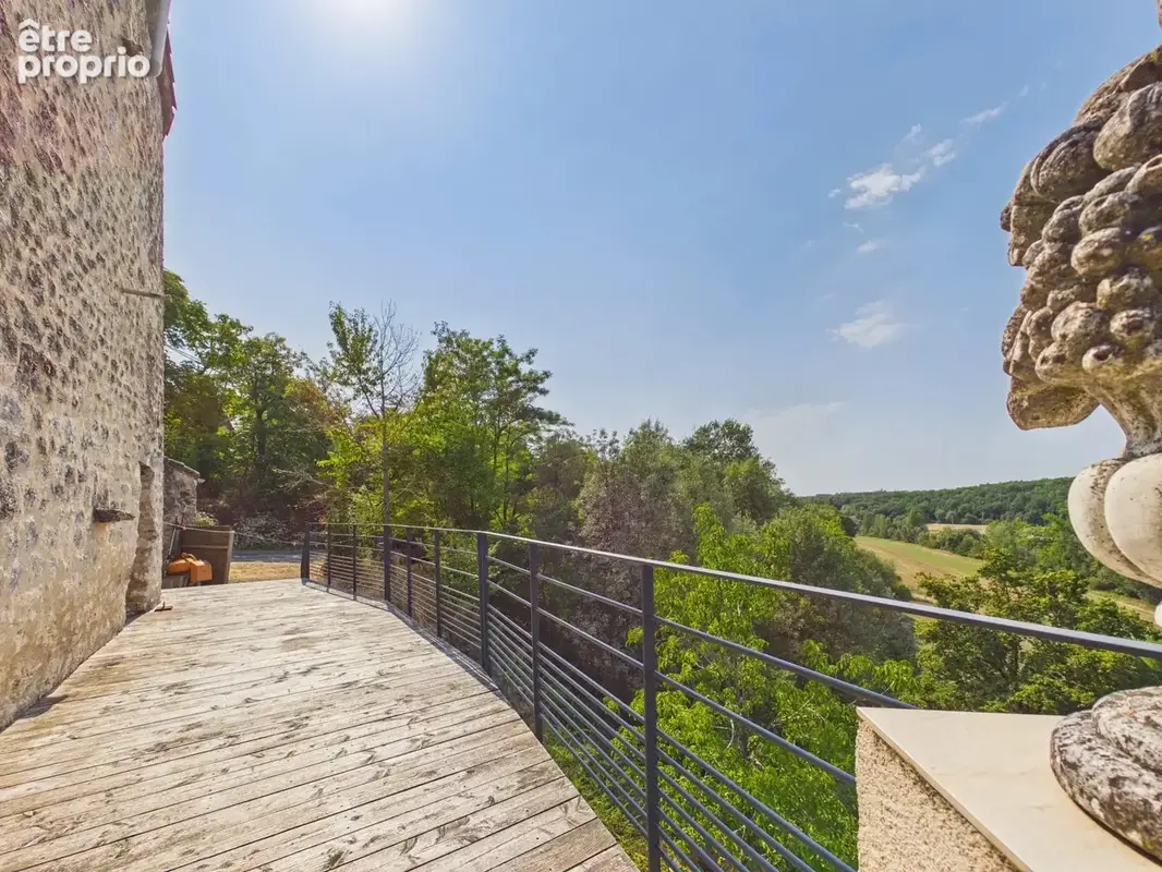 Maison en pierre rénovée avec 4 chambres et 4 salles d'eau dans le « Triangle d'Or » de Gaillac - photo 2