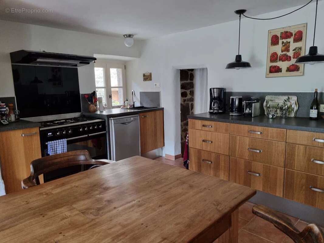 Appartement à PRIVAS