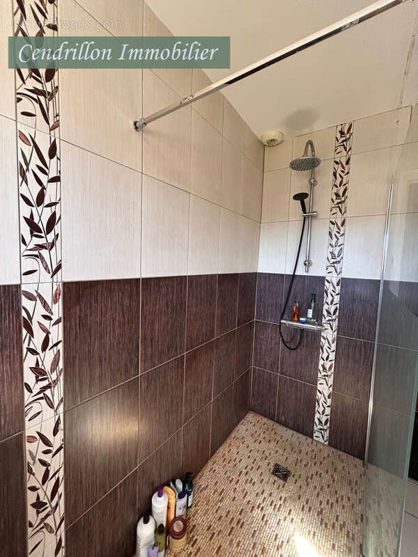 EXCLUSIVITÉ   Maison familiale  (115 m2) avec jardin clos et sous-sol complet à Sardent - photo 15