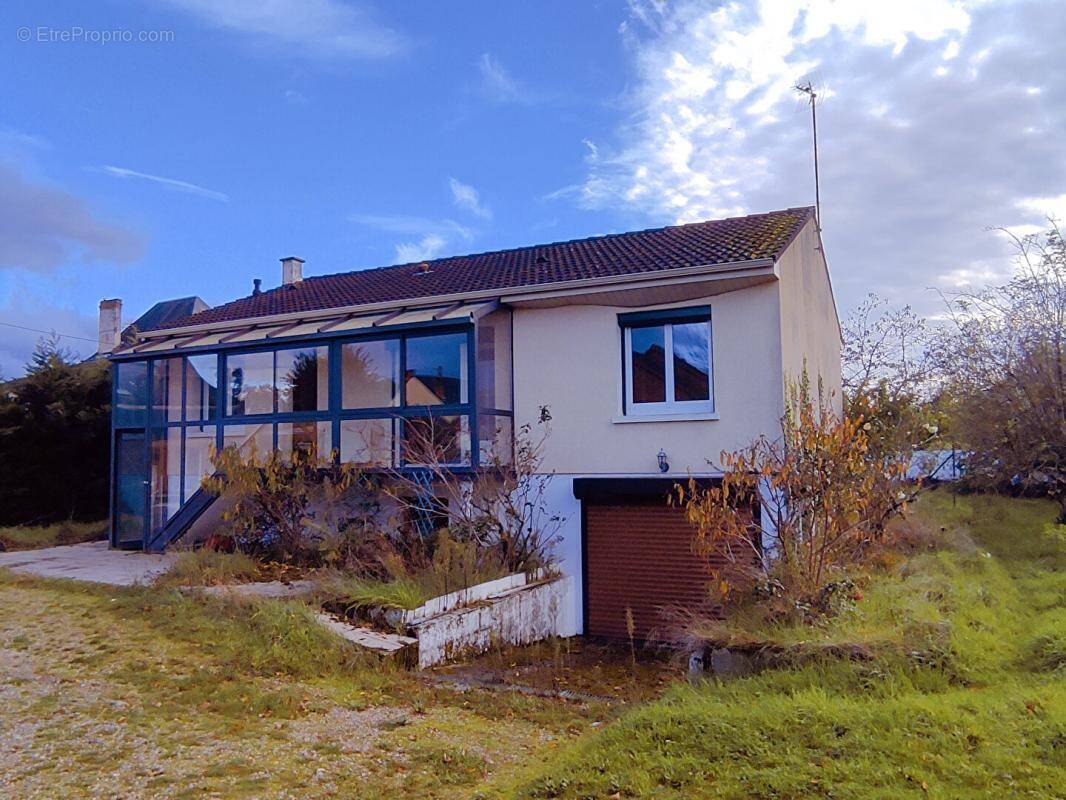 Maison à CHATELLERAULT