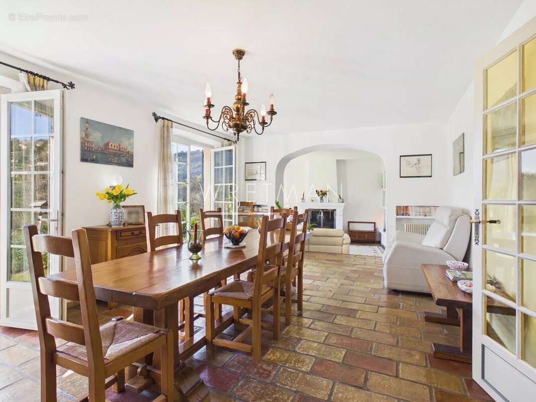 Maison à LE BAR-SUR-LOUP