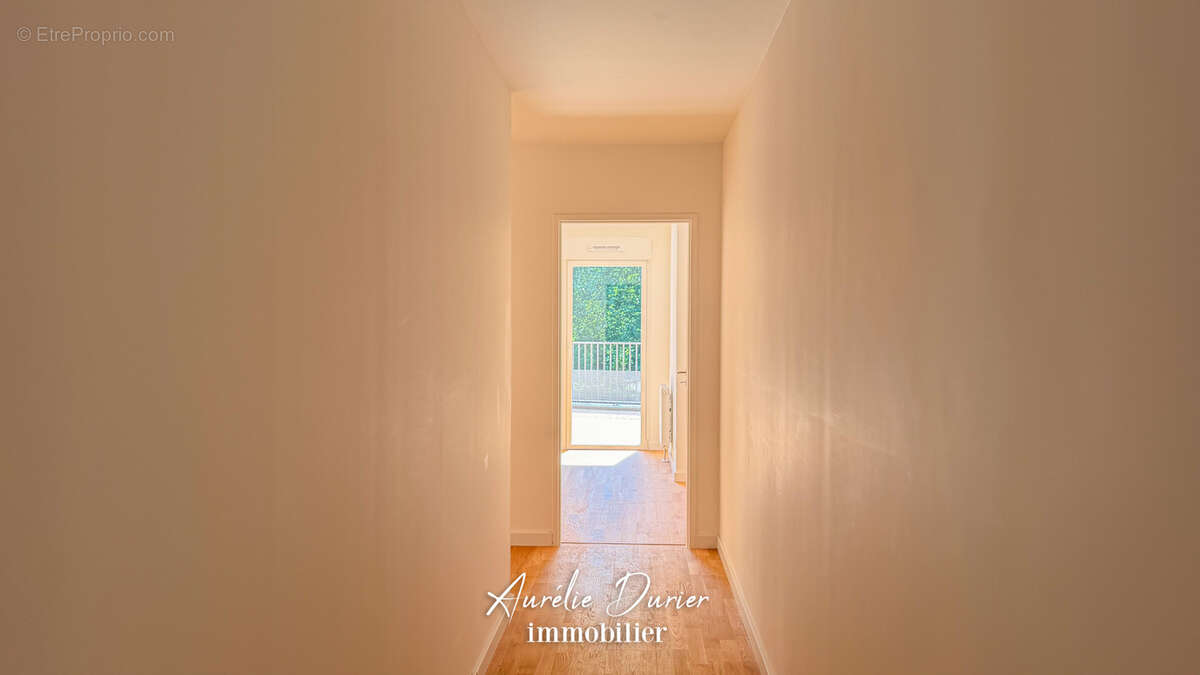 Appartement à LA RICHE