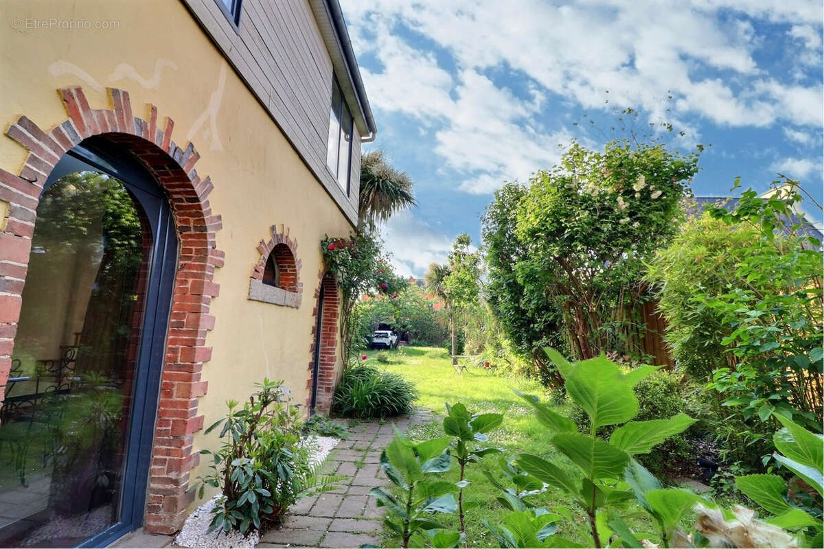 Maison à LANDERNEAU