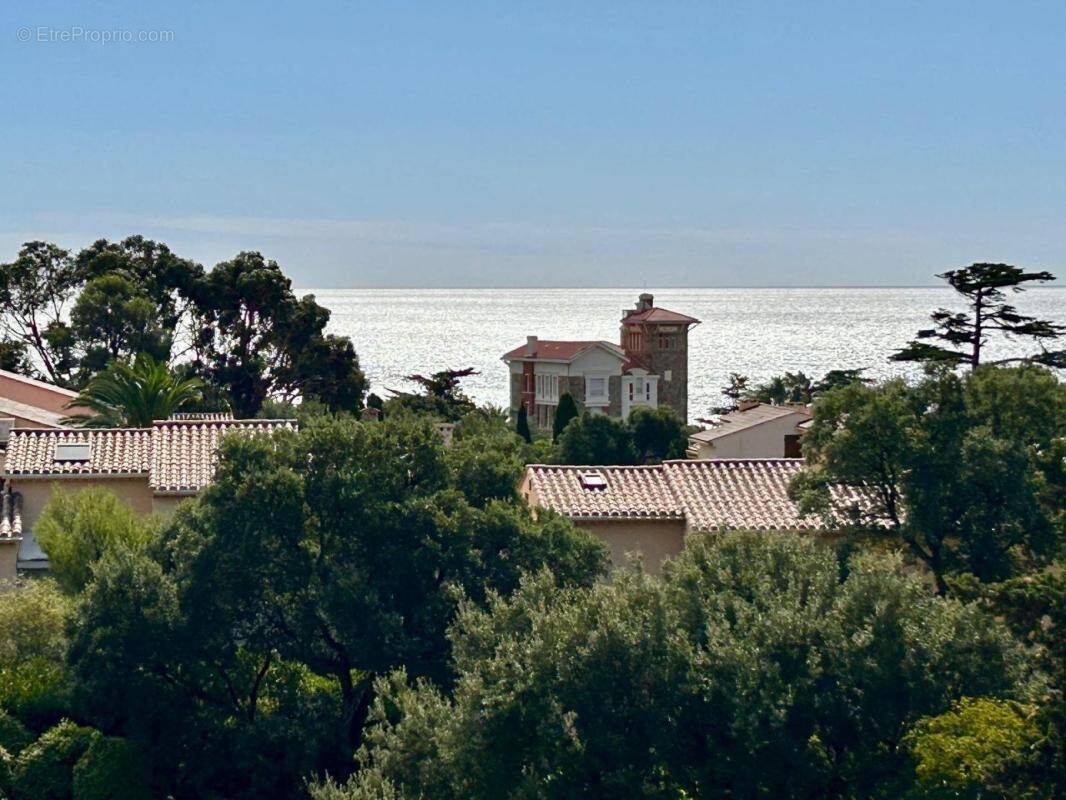Appartement à FREJUS