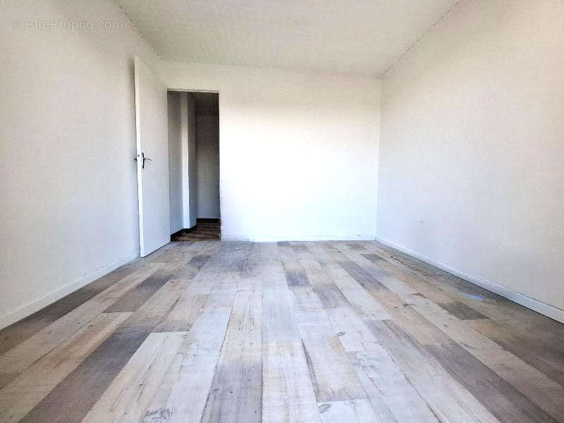 Appartement à MARSEILLE-13E