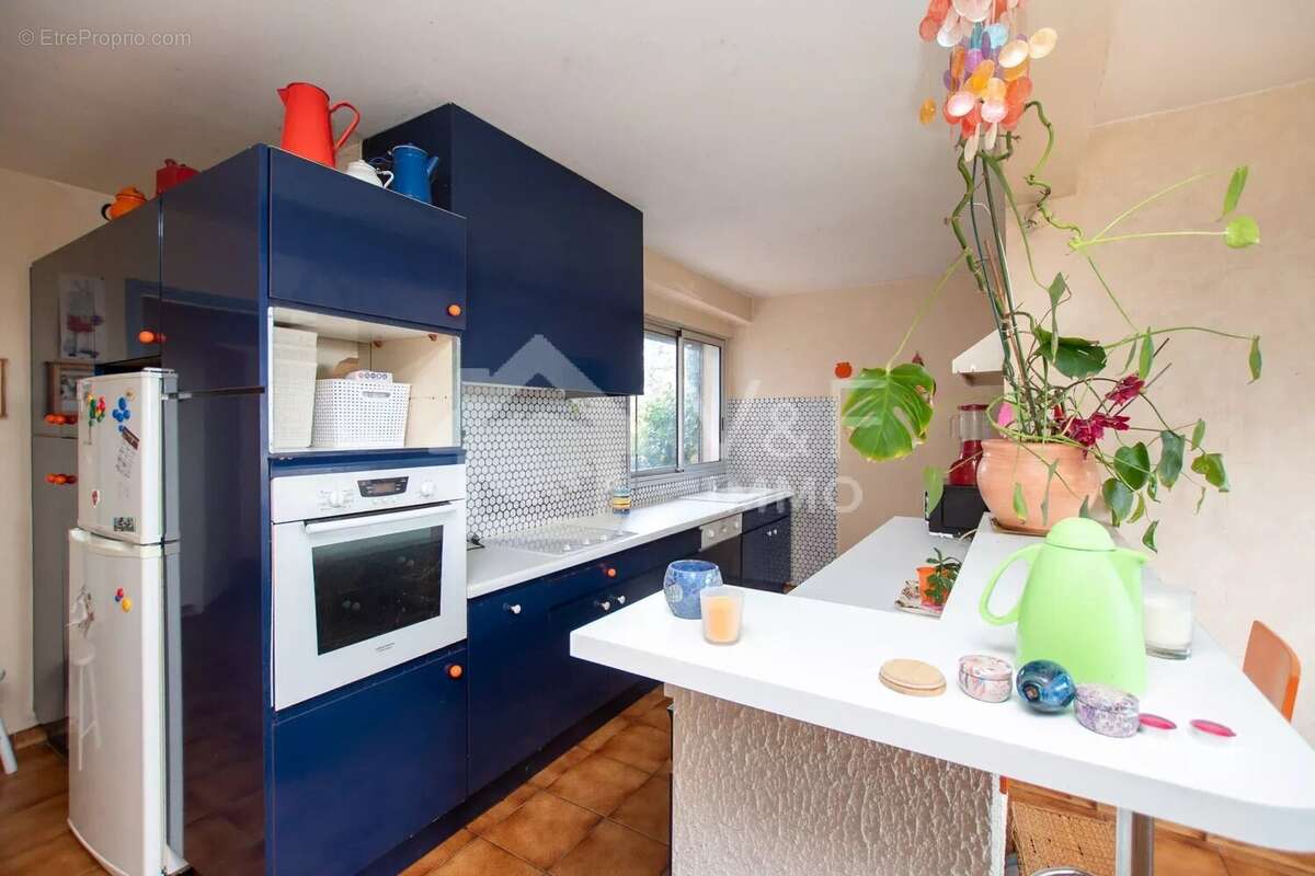 Maison à LAUZERVILLE