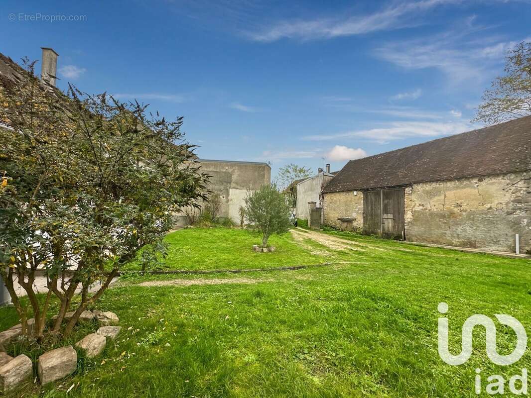 Photo 3 - Maison à NOISY-RUDIGNON